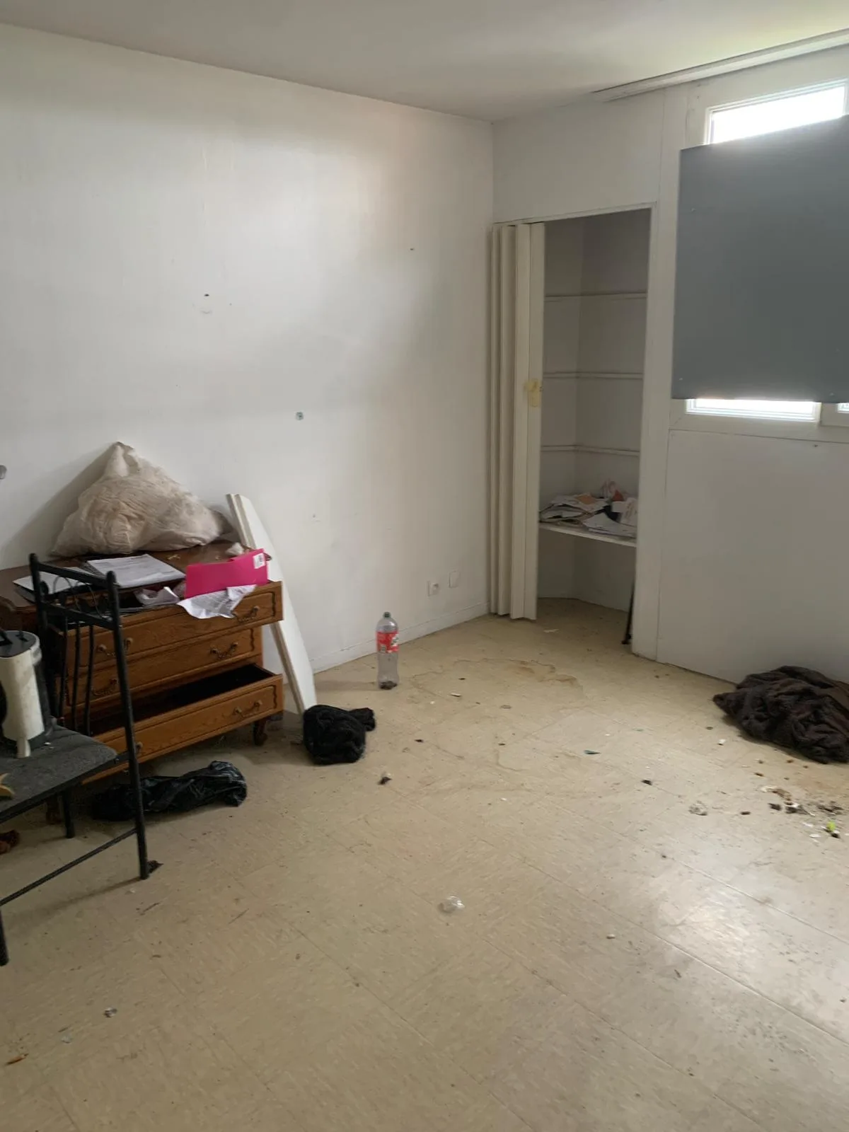 Que faire si de nouveaux dégâts (fuites, infiltrations) sont découverts après le chantier ? Que faire si de nouveaux dégâts (fuites, infiltrations) sont découverts après le chantier ?